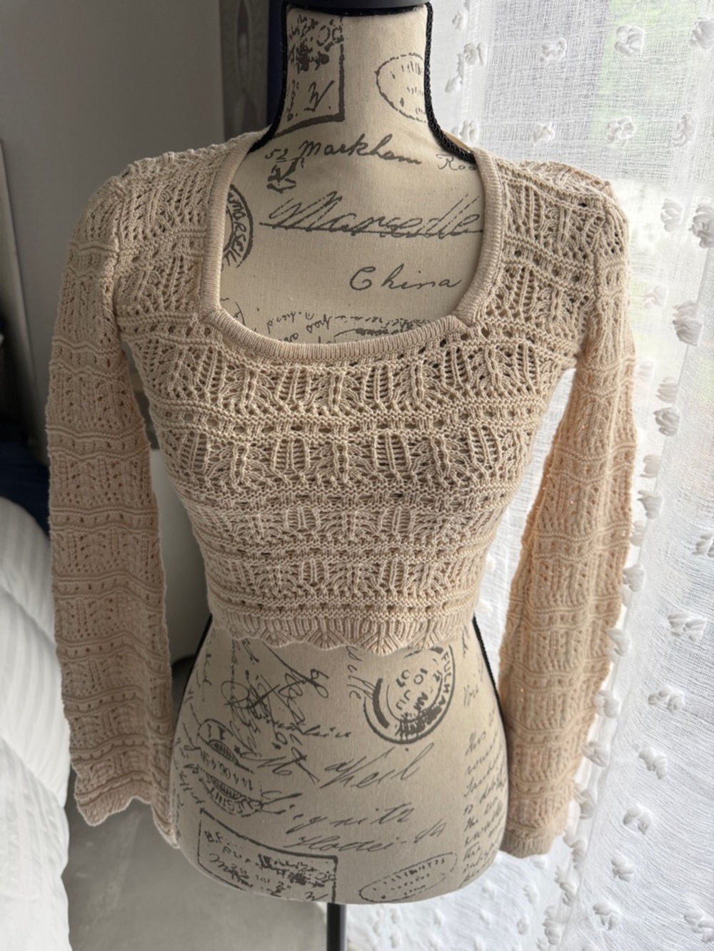 Romantic vintage Crochet-Style Long Sleeve Sweater Top - Cream